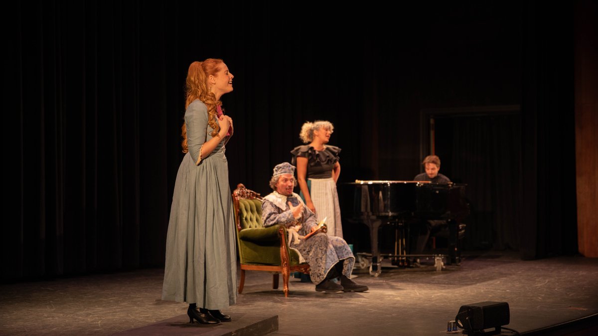 🎶🎭 Today, we invited Berkeley Bilingual School students to join our Gr6-Gr11 students to attend a terrific performance of the play "Le Malade Imaginaire en La Majeur"! The cast has already met our students on all three campuses to discuss the show and answer questions.