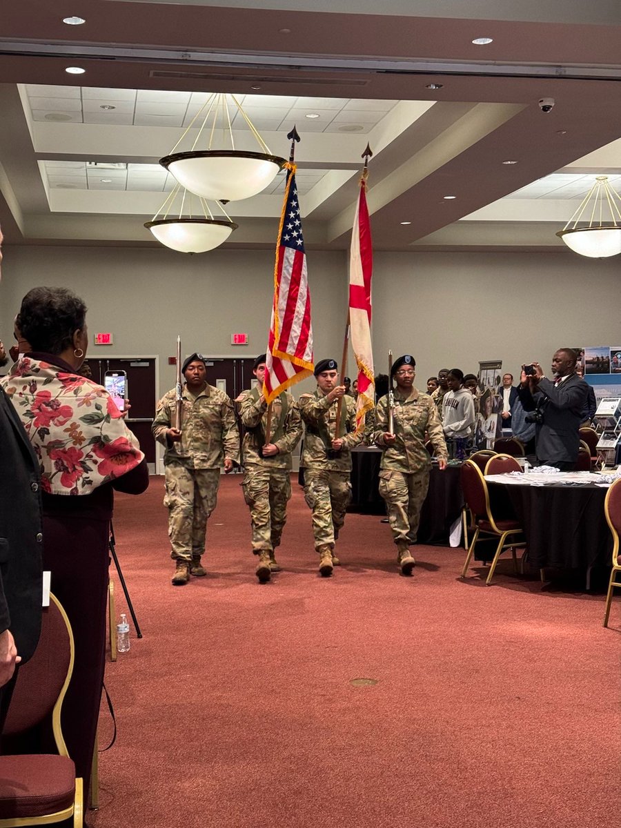 AamuRotc's tweet image. Action shots from the 18th Annual Alabama A&M University Veterans Day Program.
More Info on our FB and IG!
#6thbrigadearmyrotc #cadetcommand #armyrotc #GoBulldogs #serviceissoverignty #rotc #bulldogbn #aamu #aamurotc
