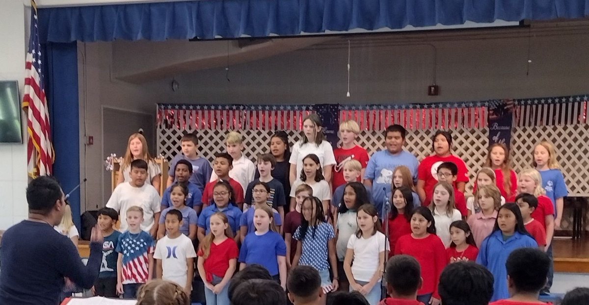 The Notables honored our Veteran’s with their patriotic medleys. Thank you Veterans!