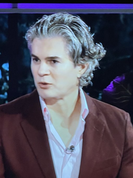 Why dr will look like he&rsquo;s one the rich people in the Hunger Games? #bb25 #BigBrother25 #BigBrother https://t<a href="/tag/bigbrother"class="tags"><span>#bigbrother</span></a><a href="/tag/bb25"class="tags"><span>#bb25</span></a><a href="/tag/bigbrother25"class="tags"><span>#bigbrother25</span></a>