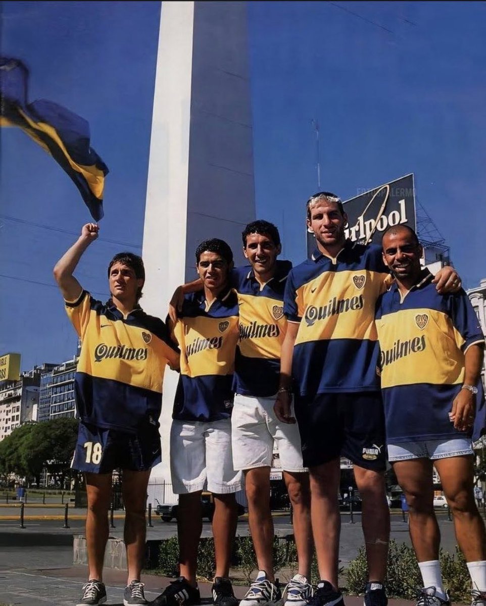 Cómo nos mal acostumbraron a tanta gloria, como nos hicieron creer que ganar la Libertadores era fácil. Ídolos.