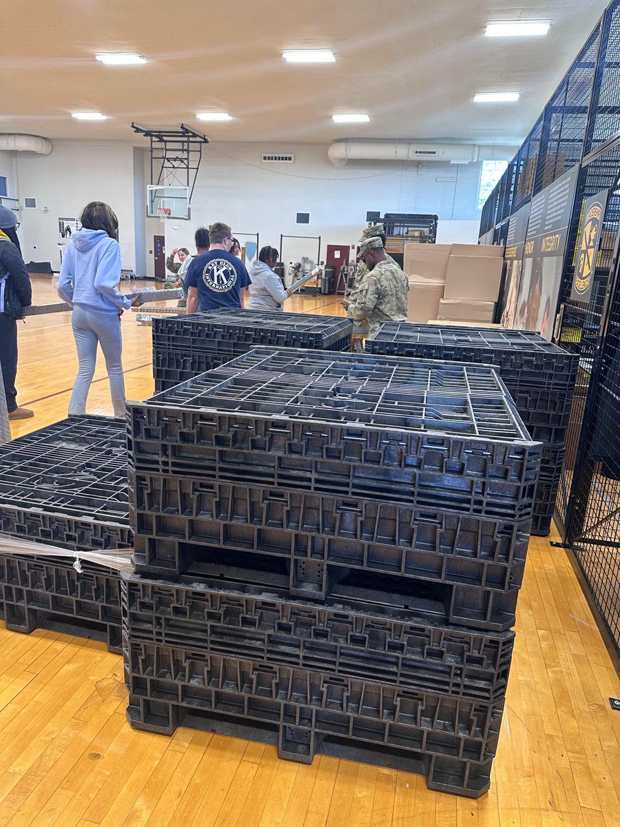AamuRotc's tweet image. Big changes are coming to the AAMU ROTC program... I wonder what is in those crates... Any guesses?
#6thbrigadearmyrotc #cadetcommand #armyrotc #GoBulldogs #serviceissoverignty #rotc #bulldogbn #aamu #aamurotc