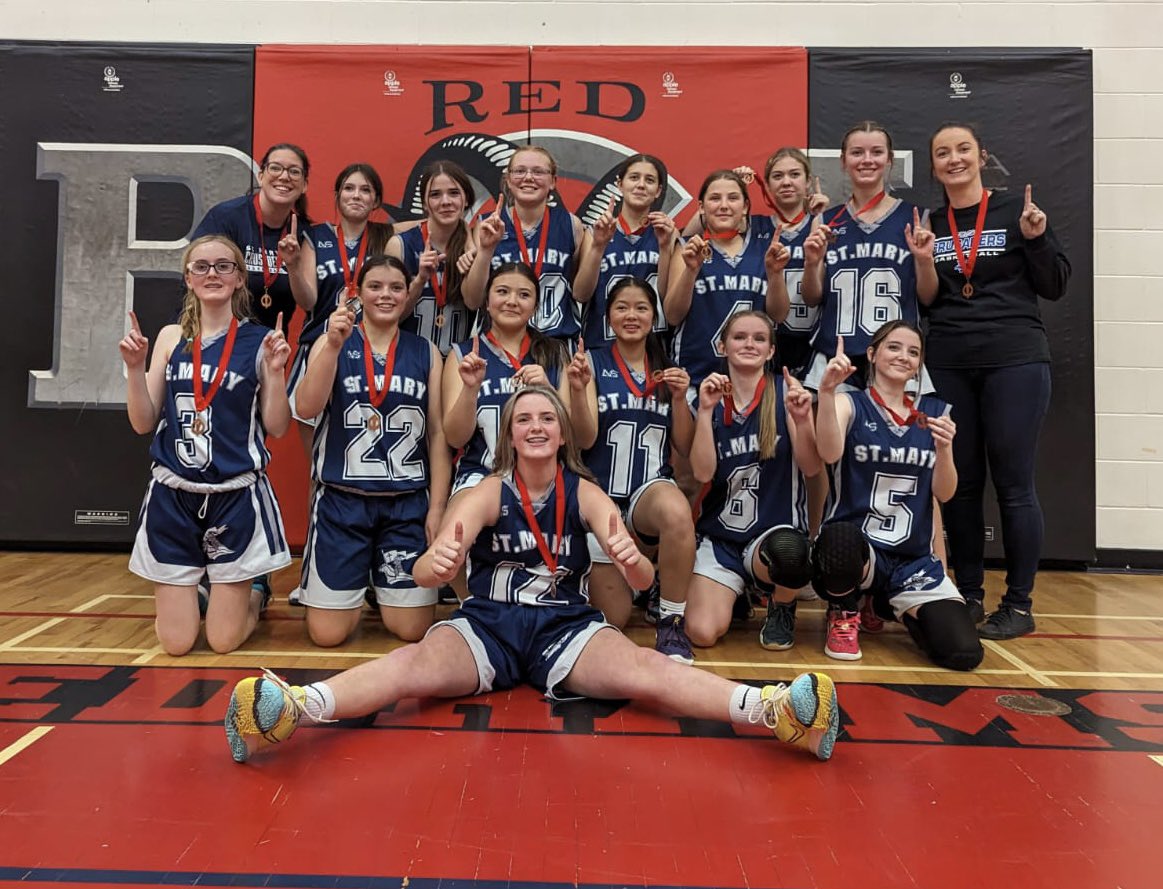 LGSSAA CHAMPS!! Junior Girls’ Basketball!! <a href="/CDSBEO/">CDSBEO</a> Off to <a href="/theEOSSAA/">EOSSAA</a> !!