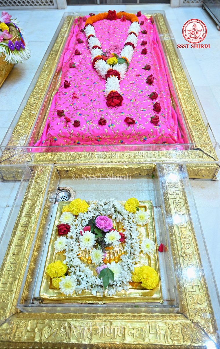 *!! ॐ साई राम !!*
*श्री साईबाबा संस्थान विश्वस्त व्यवस्था,शिर्डी*
*!! ॐ Sai Ram !!*
*Shri Saibaba Sansthan Trust, Shirdi*
≈≈≈≈≈≈≈≈≈≈≈≈≈ *आरती :-शिर्डी माझे पंढरपुर* 
 शुक्रवार १० नोव्हेंबर २०२३*     
*Aarti :-Shirdi Majhe Pandharpur*
*Friday 10 November 2023*