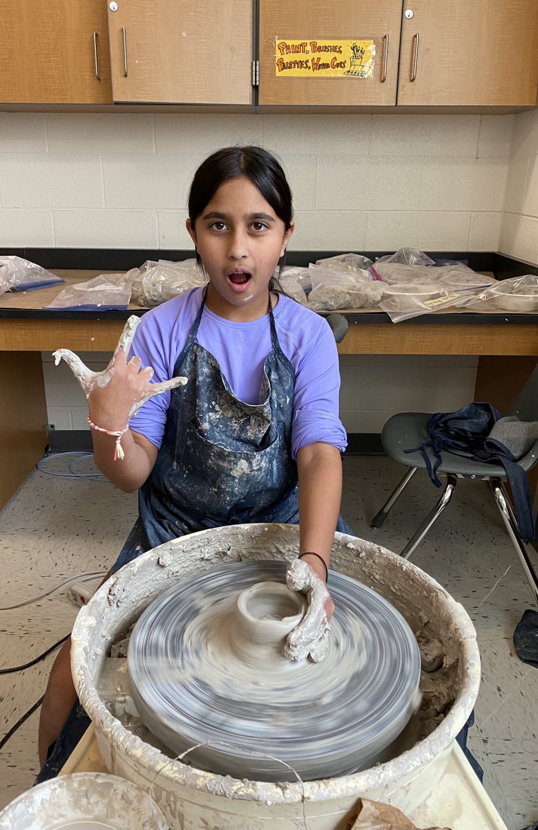 More pottery wheel fun in 6th grade! ⁦<a href="/BAM_MS_Official/">Brambleton Middle</a>⁩ ⁦<a href="/LCPSOfficial/">LCPS News</a>⁩ ⁦@LCPSVisualArts⁩ #ceramics #clay