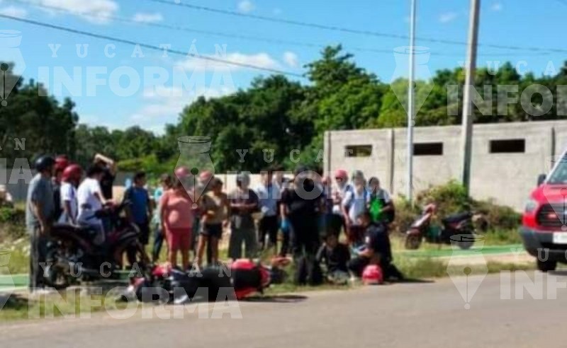 Estudiante Herido en Choque con Mototaxista en la Peto-Chetumal por Falta de Señalización
Un estudiante resultó lesionado tras colisionar con un mototaxista en la Peto-Chetumal, luego de que este último no utilizara sus direccionales. El incidente tuvo lugar alrededor de la 01:30