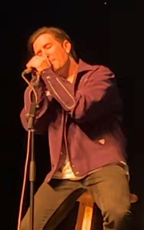 HE LOOKS SO GOOD BYE