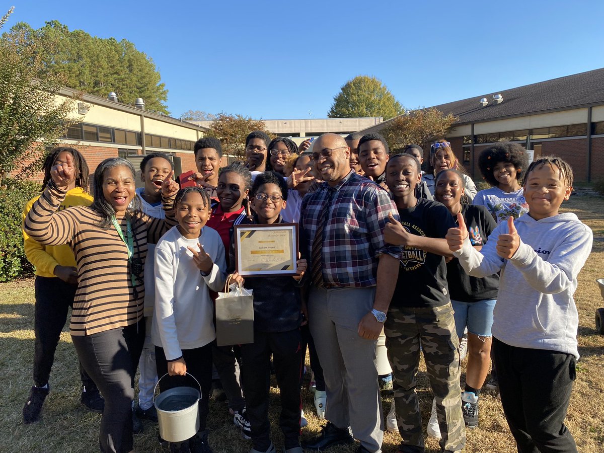 Celebrating our REACH Scholarship recipient. We congratulate your success. #OneTribeOneBeat #Seminoles #MemorialMS