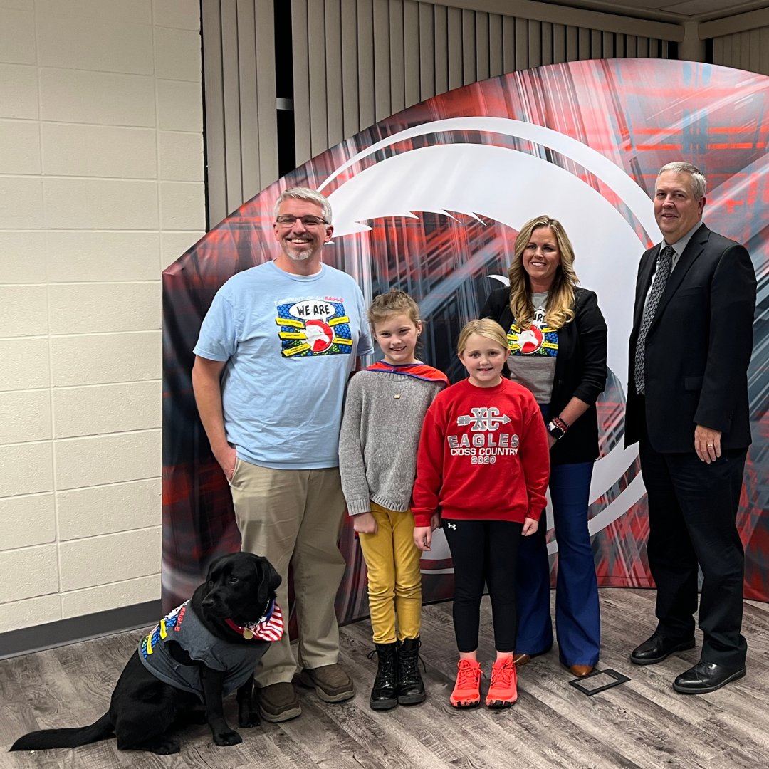 nixaschools's tweet photo. At tonight's board meeting, the board celebrated John Thomas School of Discovery, Nixa Crimson Corps, Wingspan students, and the Portrait of an Eagle team for their accomplishments. https://t.co/6yy1U0RJtw