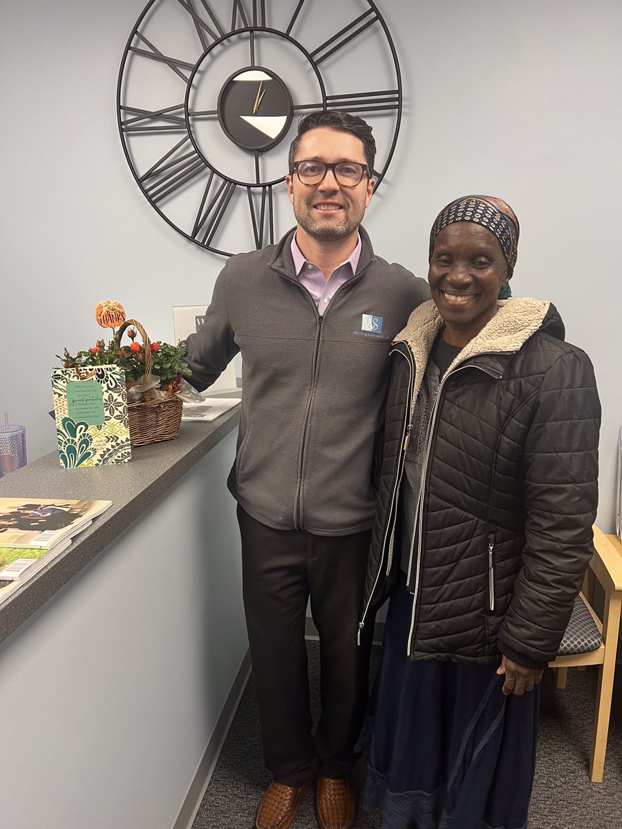 I worked with this #probono client for nearly a year to get her a #divorce from her husband who she had not seen in 20+ years!! 

She brought the sweetest card and flowers to the office today when she picked up her Judgment of Divorce... 

😊

#familylaw #familylawyer