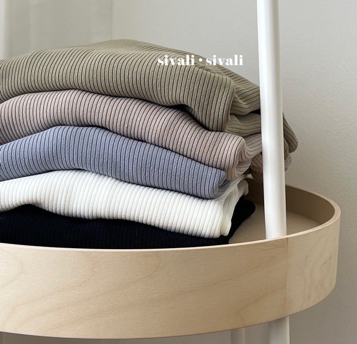 nudihascart's tweet photo. Found this shop jual semua outfit jenis ironless. From basic shirt, inner to cardigan and pants. Literally semua ada. 

Price mostly from RM15 to RM30. Students, this is the perfect shop for you — https://t.co/eM3dA1EjNR