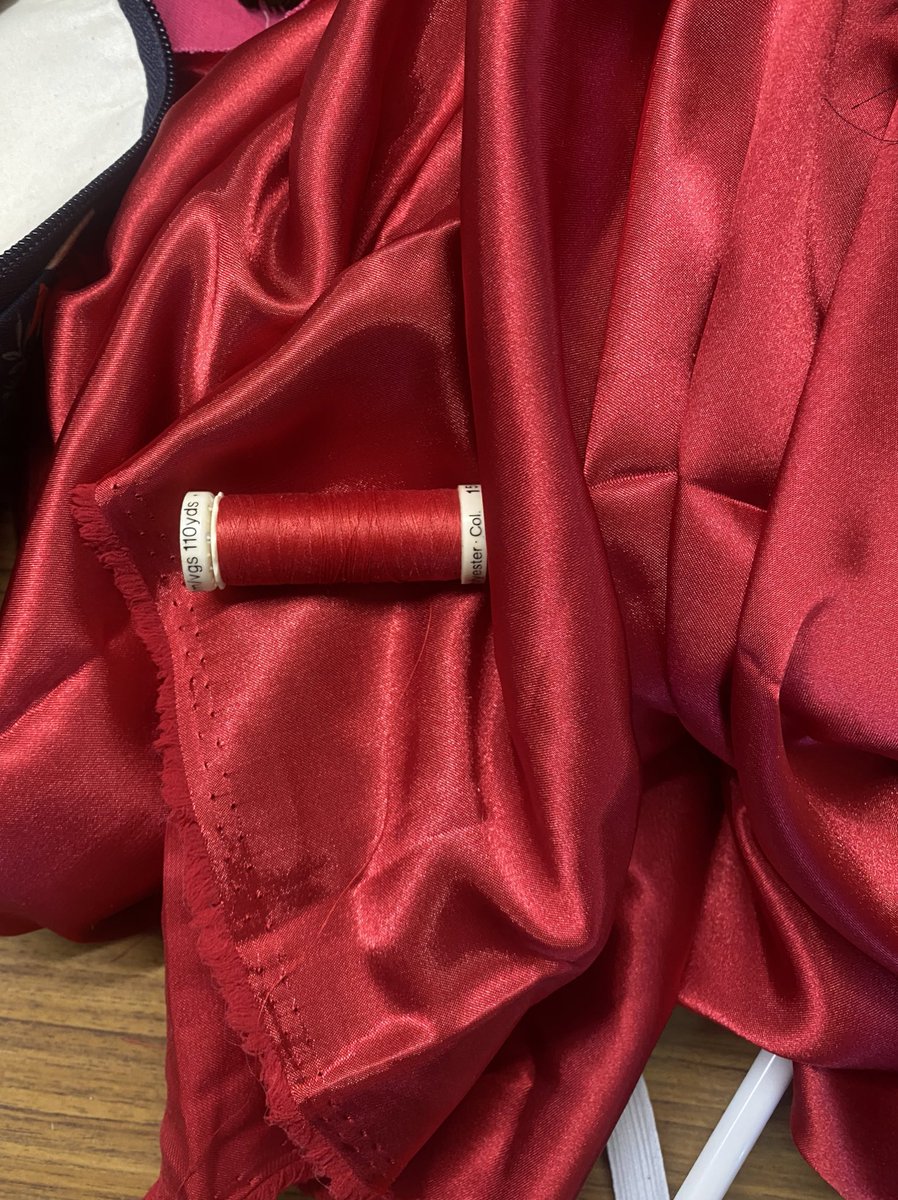 Pinklestien tweet media