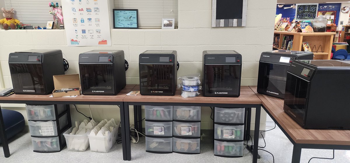 Our 3D print station is set up and ready to go! Now lessons in 3D visualization and drawing in 3D before we step into Tinkercad! Thank you to the contributers of the Education Foundation for this new level of learning possibility! <a href="/BanderaISD/">Bandera ISD</a> <a href="/IsdBandera/">BISD Education Foundation</a> <a href="/AesBulldogs/">AESBulldogs</a>