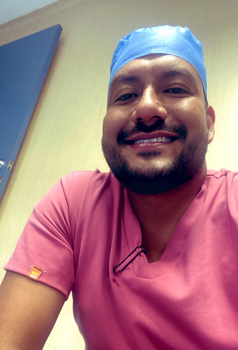 GoArmant's tweet image. Jueves de Rosa!