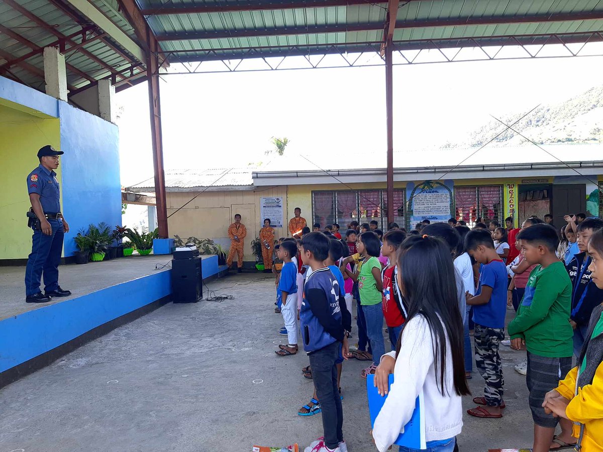 PNPHungduan's tweet image. On November 9, 2023 at 9:20 AM personnel of Hungduan MPS conducted Information and dissemination campaign to learners of Hungduan Central School and Polod Primary School regarding rape prevention tips for their awareness at Bacung, Poblacion and Bangbang, Hungduan, Ifugao.