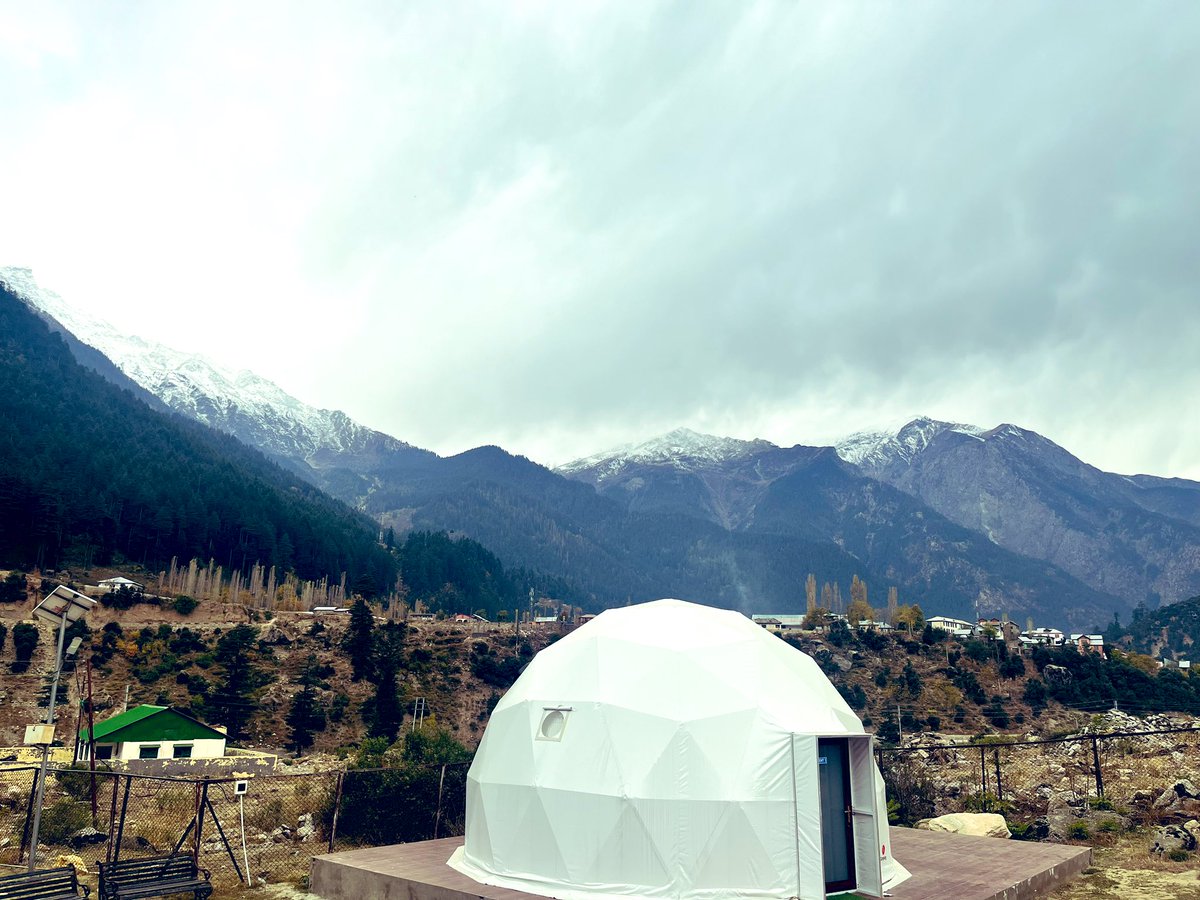 Winter abode - Padder Luxury tents provide a unique experience in lap of nature..

#Kishtwar <a href="/JandKTourism/">Jammu & Kashmir Tourism</a> <a href="/JammuTourism/">Jammu Tourism</a>