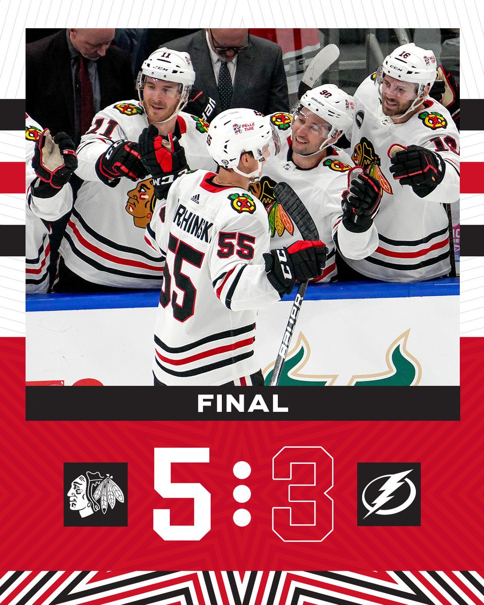 NHLBlackhawks's tweet photo. GOT THE DUB FOR THE MOMS #HAWKSWIN https://t.co/Suqg8GlD9o
