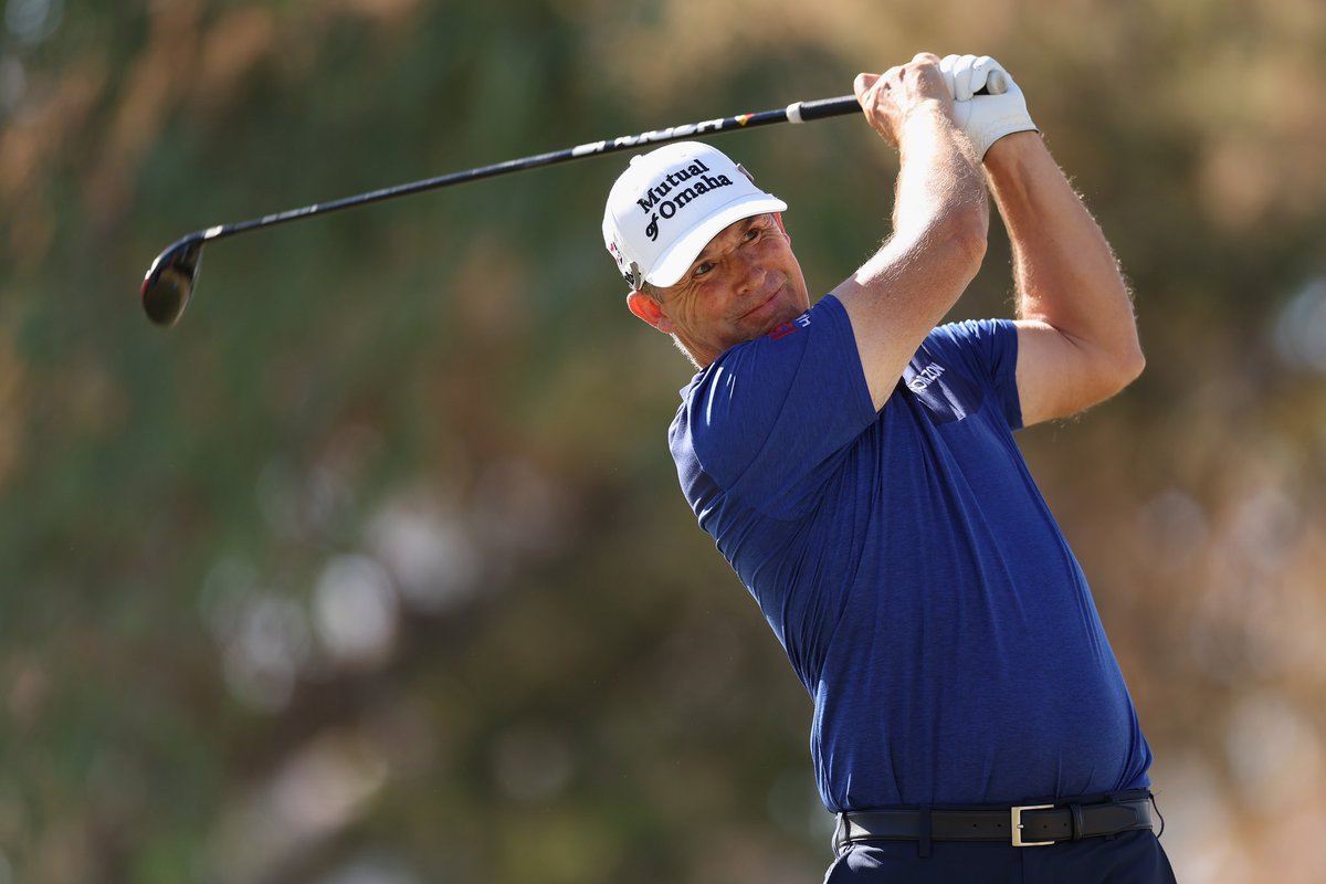 padraig_h's tweet image. Not a great round today. Shot 69 for T16th, 6 behind. I’m glad it’s 72 holes this week. @ChampionsTour @SchwabCupFinale