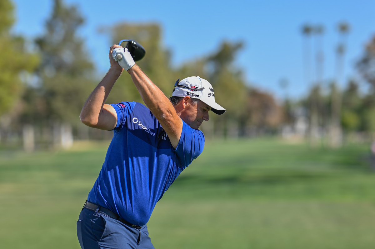 padraig_h's tweet image. Not a great round today. Shot 69 for T16th, 6 behind. I’m glad it’s 72 holes this week. @ChampionsTour @SchwabCupFinale