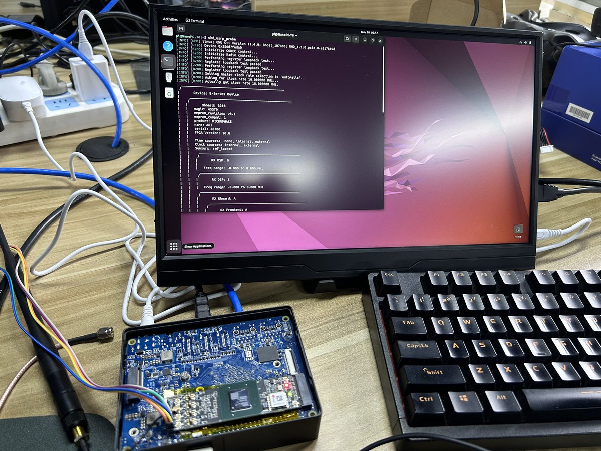 BlackPigoen's tweet image. Installing #SDR on the internal M.2 interface of the #RK3588 mini host, #UHD has successfully recognized the device.