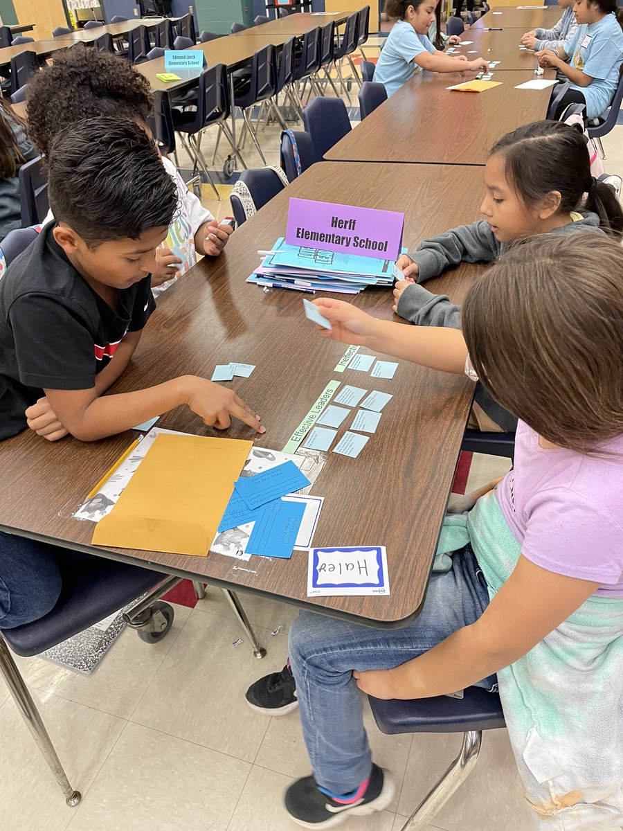 Love hearing the conversations about what makes an effective leader and why! Such insights from Student Leaders! <a href="/tepsalru/">TEPSALRU</a> #WeLeadTx