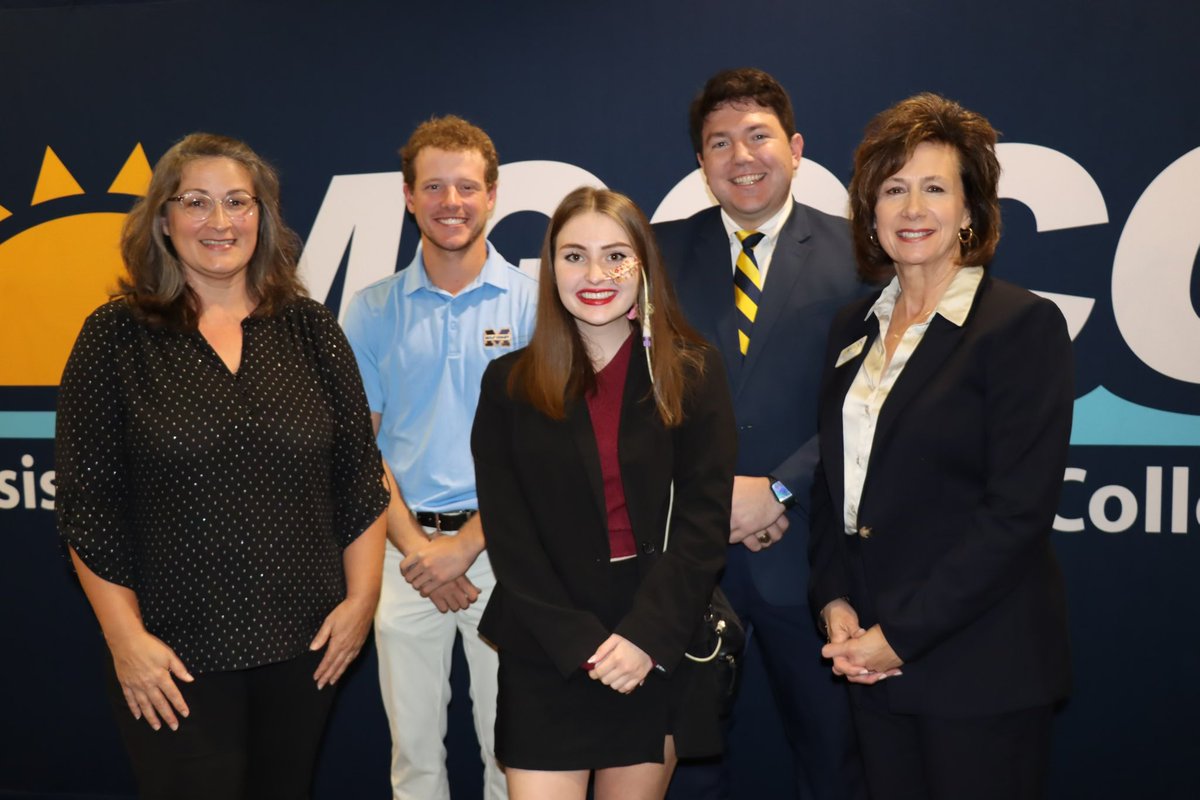 mary.graham tweet media