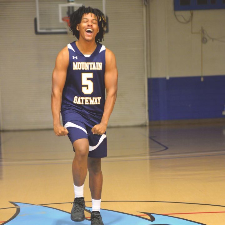 Anthony Harrison leads the roadrunners in scoring with 20 points and gets his first double double with 10 rebounds and dae-dae bowens leads us in rebounding with 17 boards. Roadrunners move to 2-0 with a game at home Saturday at 2 against Newport News Apprentice. #protectthenest