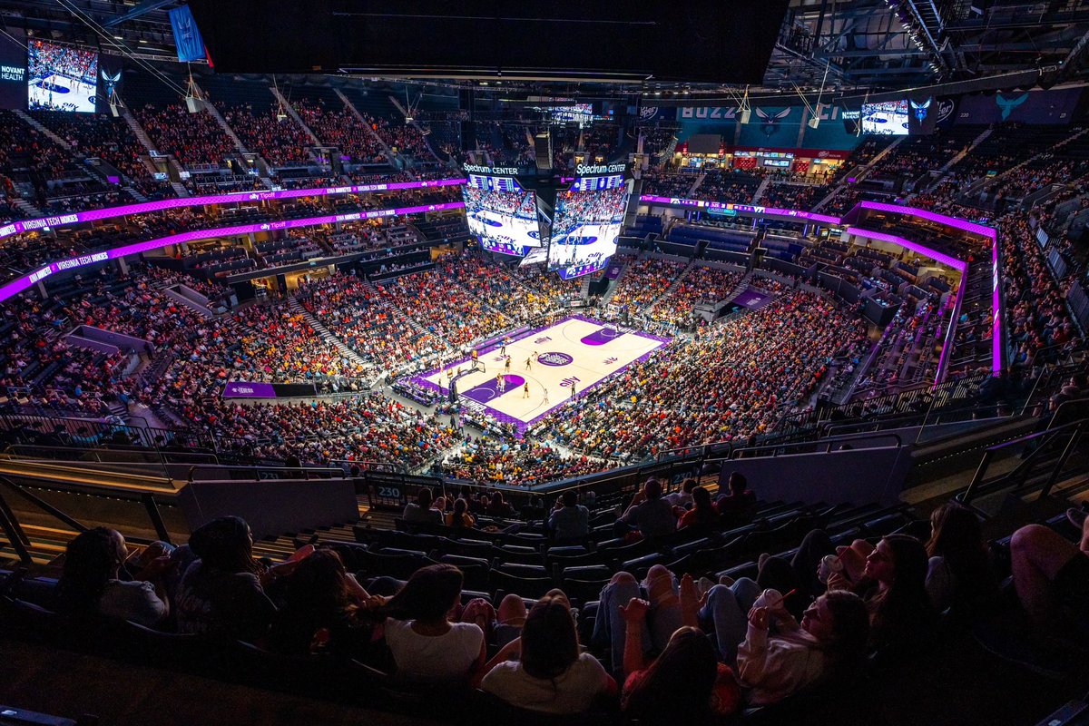 HokiesWBB's tweet photo. The highest attended regular season game in program history 

#Hokies 🦃 | #AllyTipoff https://t.co/1FdTE8UxnF