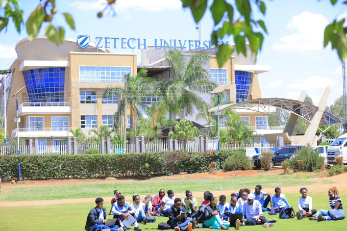 GenZMediaKE's tweet photo. Happening now at Zetech University #Zetech2023Graduation https://t.co/hDI3iKdPIy