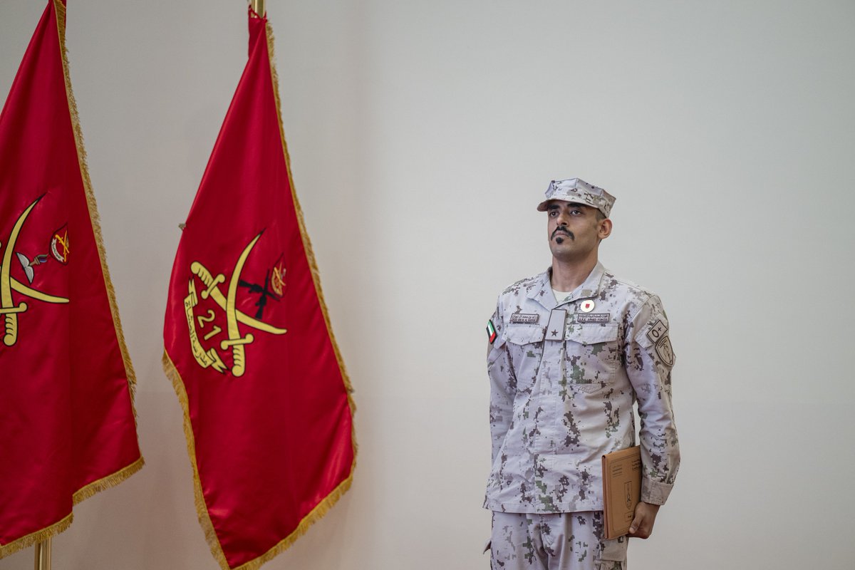 KBM_ALNAHYAN's tweet photo. نبارك لسمو الشيخ زايد بن محمد بن زايد آل نهيان تخرجه من دورة قادة فصائل مشاة آلي بمعهد القوات البرية في أبوظبي ، نسأل الله لسموه التوفيق والسداد في خدمة الوطن. https://t.co/83Y2UaTKaV