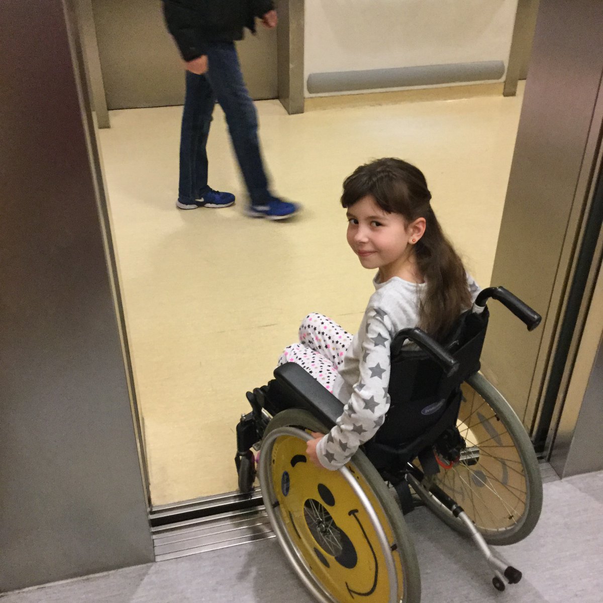 cclguk's tweet photo. We are so proud to share that our Special Named Fund, #PearlPower, has raised over £100,000 to help fund vital #research, ensuring future generations have access to kinder, more effective treatments 🩵 Support Pearl's #SpecialNamedFund 👉 https://t.co/RDLfXfI0qP ✨ https://t.co/rhYjB7JqCN