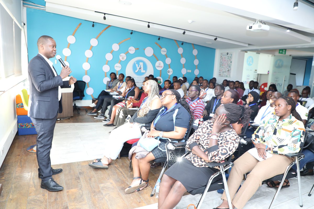 rlceastafrica's tweet image. An evening with @Meshack Omega, Cohort 21. 
Meshack as has 8 years of experience in the Public Sector and over 5 in Community Development. He is an Assistant County Commissioner in the Ministry of Interior and National Administration in Kenya
@USAIDKenya  @KenyattaUni #YALIimpact