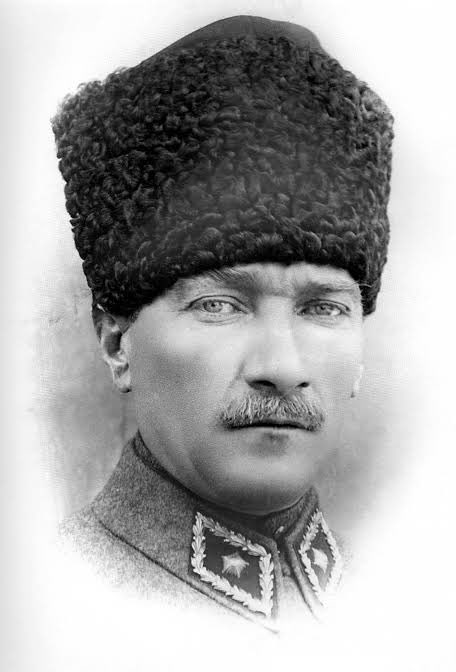 Yaşıyorsun...Kalplerde...Fikirlerde...#10Kasım