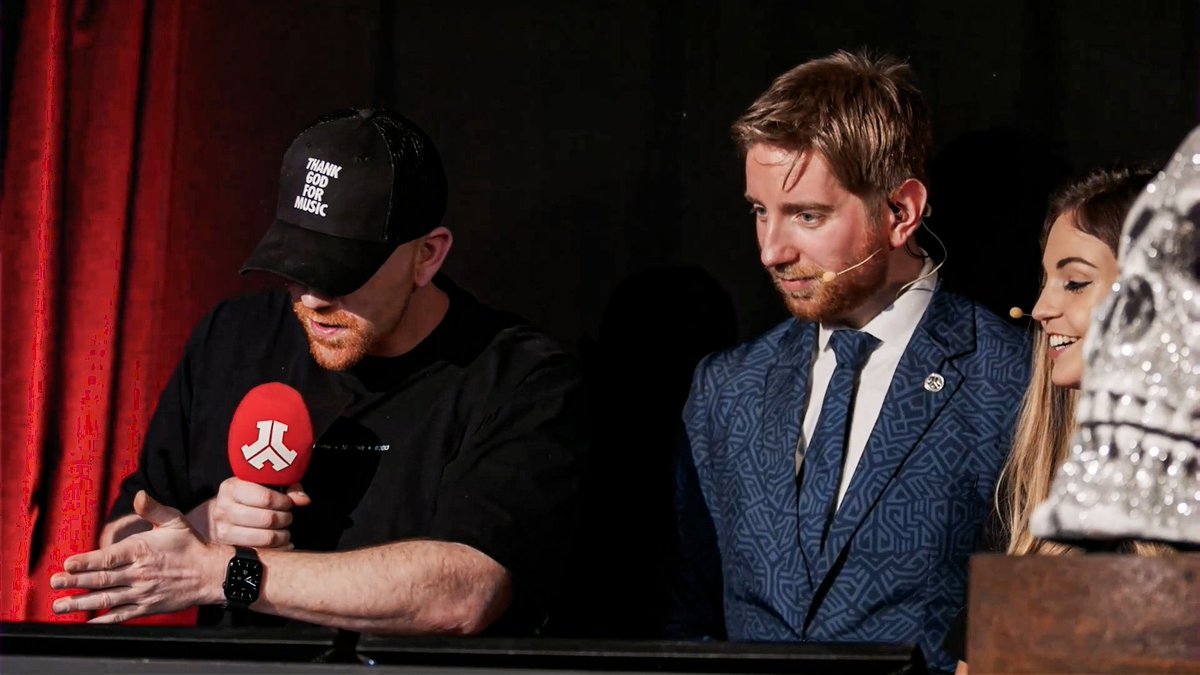 Gentleman Bo tweet media