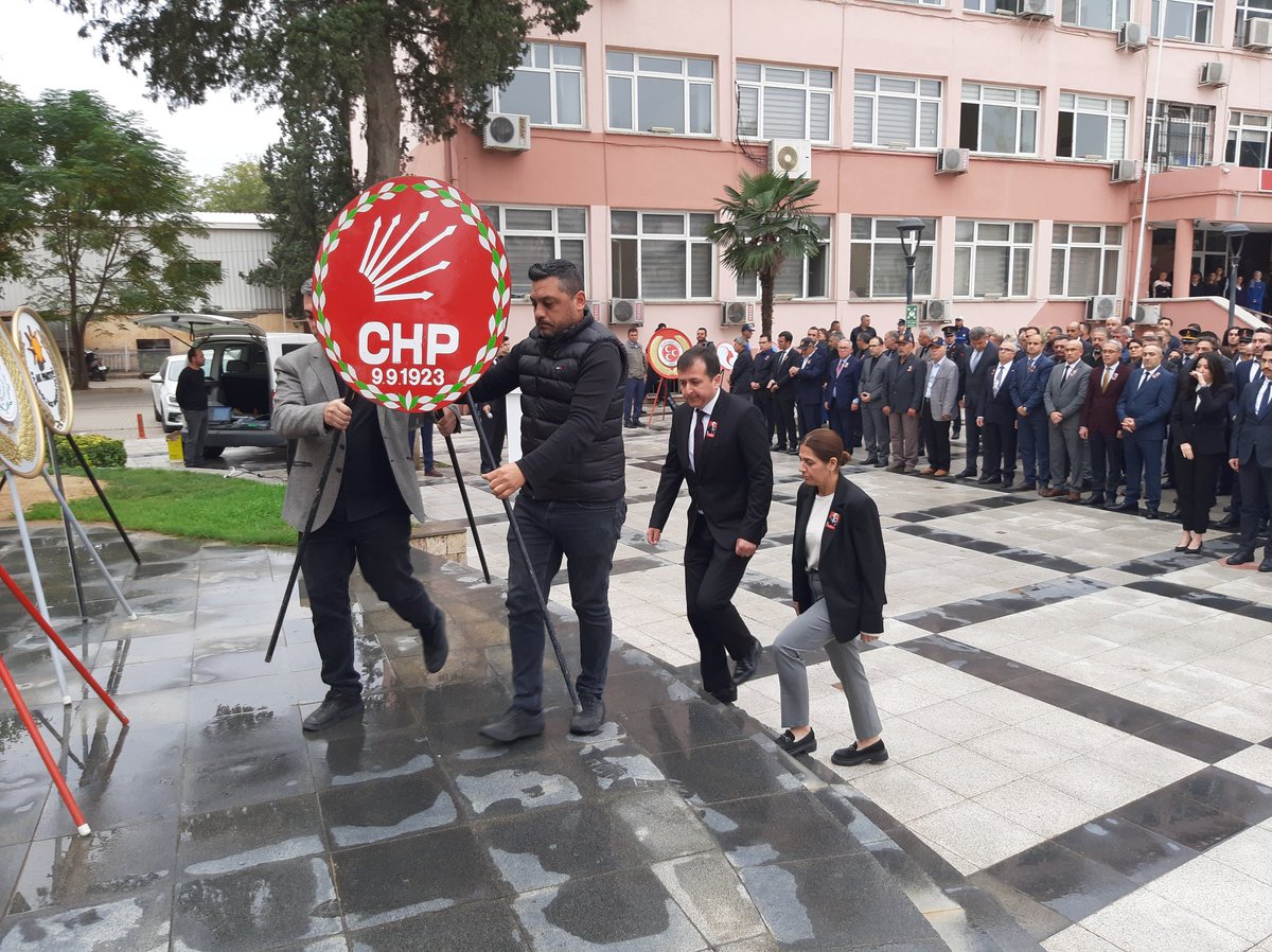 ChpSarigol's tweet photo. Cumhuriyetimizin kurucusu, ebedi önderimiz Gazi Mustafa Kemal Atatürk'ü aramızdan ayrılışının 85. yıldönümünde rahmet, minnet ve saygıyla andık.
#Sarıgöl https://t.co/QNydKwC2hW
