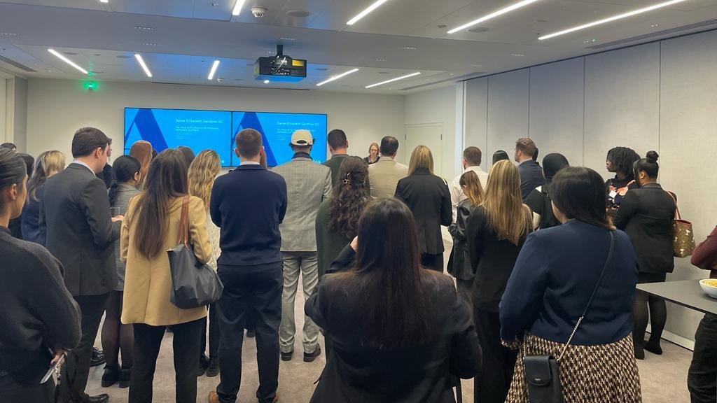 We held our #ProBonoWeek event yesterday in London with Dame Elizabeth Gardiner DCB KC (Hon) - First Parliamentary Counsel - who spoke on the importance of pro bono.

Many thanks to @AkinGump for hosting us &amp; helping students from across the UK attend and be inspired.