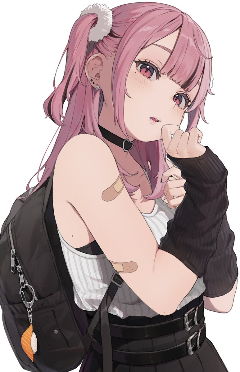F-j7O03bgAAmMYj.jpg