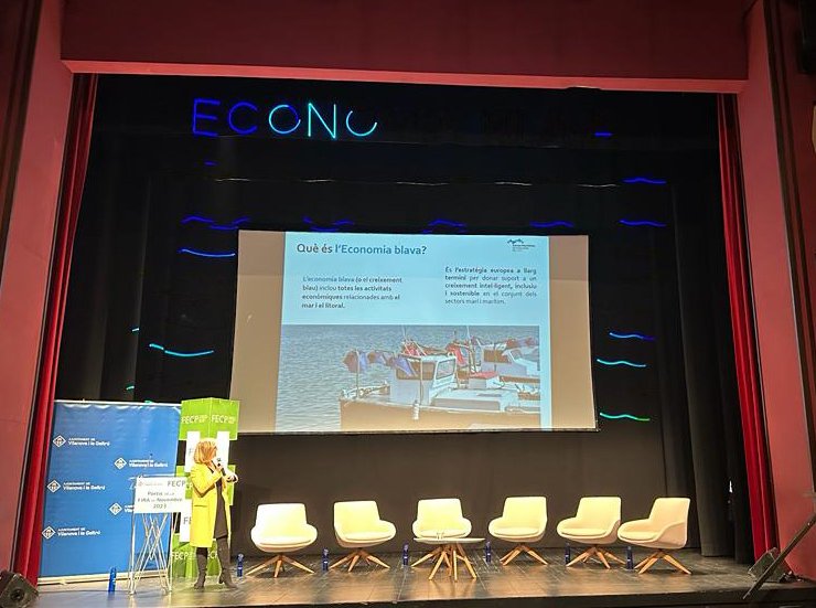 bluenetcat's tweet photo. Què és l'#EconomiaBlava? Quin potencial té a Vilanova i la Geltrú? Quin paper juga la Xarxa en l'ecosistema? @lreigpuig, directora de #BlueNetCat, ho explica a Pòrtic Fira 2023 de @ajuntamentvng https://t.co/B23uYvGf0i