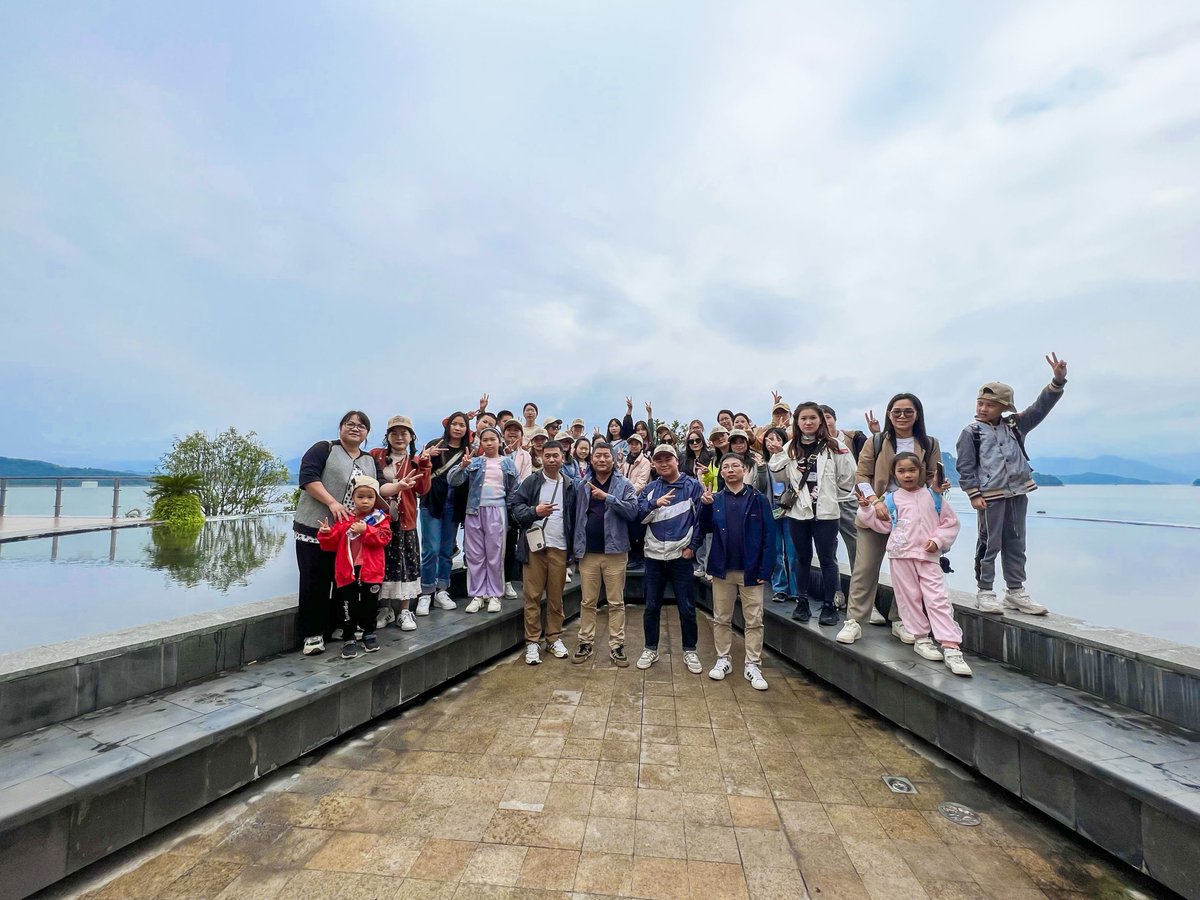 GuangzhouUniqu1's tweet image. The strength of a team lies in everyone&apos;s collaboration. During our trip to Chenzhou, we not only enjoyed the beauty of nature but also experienced the significance of teamwork.

#UniqueAnimation #team  #entertainment