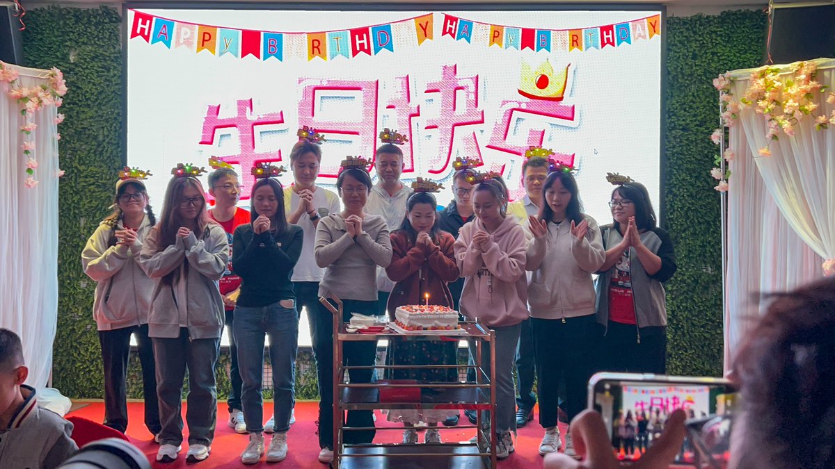 GuangzhouUniqu1's tweet image. The strength of a team lies in everyone&apos;s collaboration. During our trip to Chenzhou, we not only enjoyed the beauty of nature but also experienced the significance of teamwork.

#UniqueAnimation #team  #entertainment