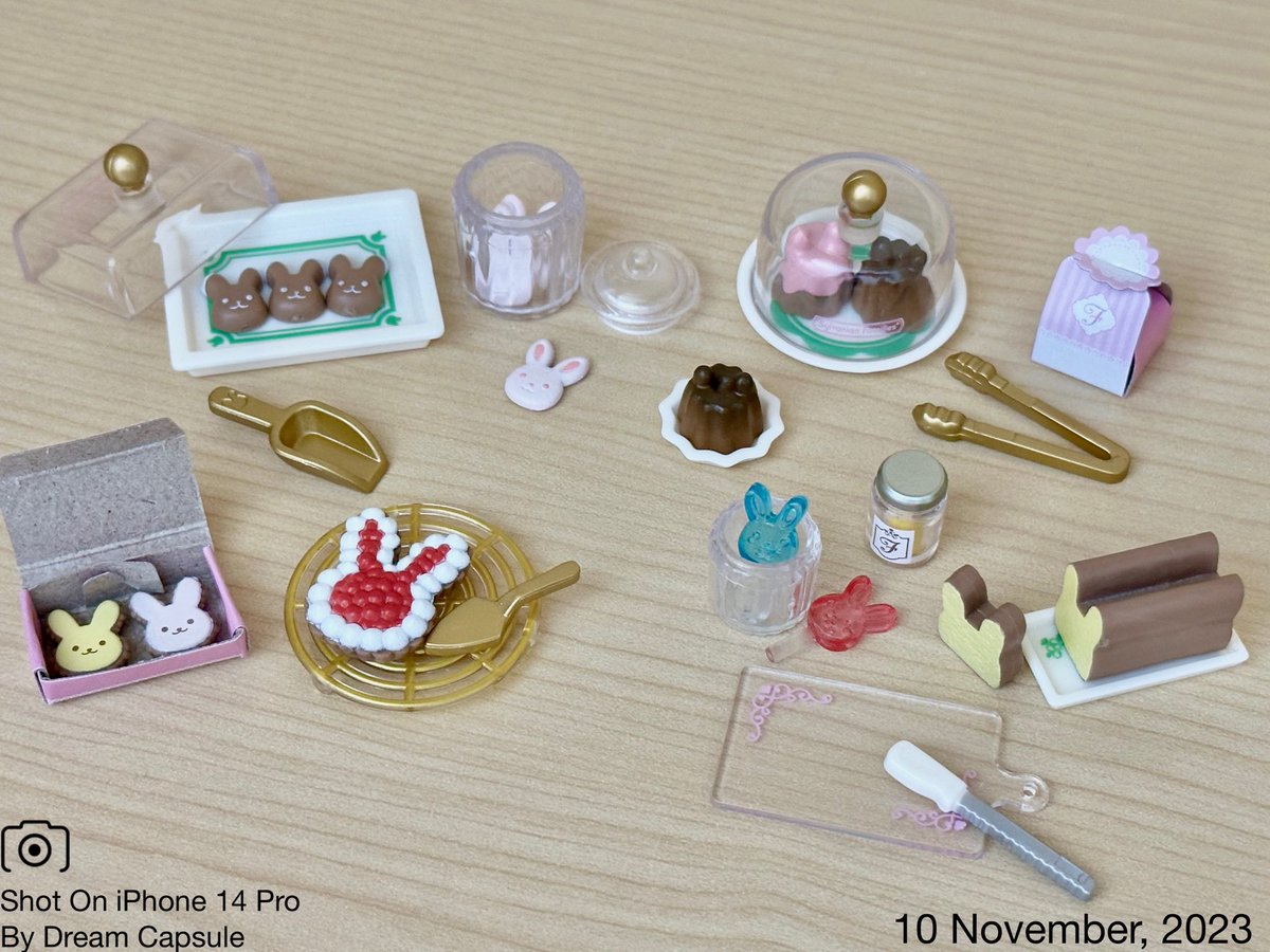 dreamcapsuleCEO's tweet photo. 🌟新入荷ガチャ商品プレゼントCP🌟

フィギュアと遊べる🐰可愛いミニチュア第3弾！
「シルバニアファミリー 森のかわいいケーキ屋さん3」

フォロー&amp;RTしていただいた方の中から抽選で2名様に全4種セットをプレゼント🎁
ドリカプへの入荷日とキャンペーン詳細は↓

#ドリームカプセル #ガチャ専門店 https://t.co/Lb7axU1X7D