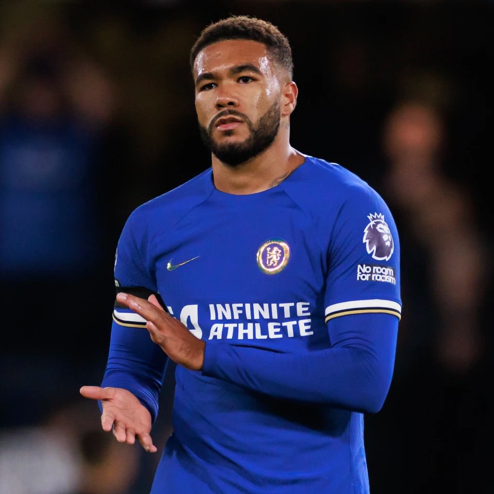 FootballHQ90's tweet photo. 🚨 Reece James turned down an #England call-up from Gareth Southgate to face #Malta and North Macedonia so he can focus on his fitness. 🏴󠁧󠁢󠁥󠁮󠁧󠁿 

Southgate has admitted he risks missing out on the #EUROs squad.

#TheMarvels #Bitcoin #Loki #CeasefireInGazaNOW https://t.co/H3wmilKwLQ