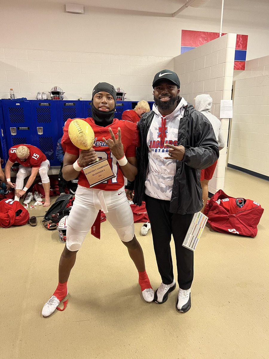 Good guys secured Gold Ball #2 with a 59-24 win over Dallas Wilson! Proud my groups and the way they played…but especially proud of my kid! Locked in and enjoying the good times! On to around 2! 
#FIGHT #WAR #GD2BAJ