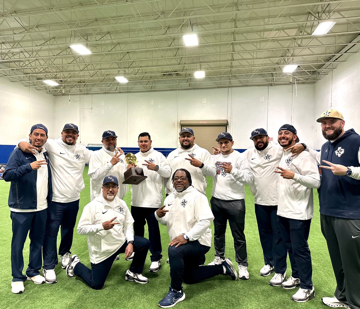 The effort these young men gave us tonight was unbelievable. Proud of our kids and our Coaching staff! Bringing home some hardware! 🏆 Lock the Gates! Round Two! Gold ball season continues. #BAM #riverside4ever @RangerFtbl