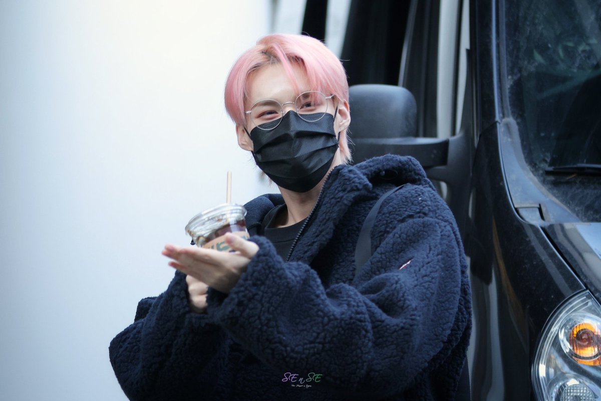 ¿Se imaginan hacer muchos cb? Pues Justo está pasando con el #𝚆𝚄𝙹𝚄ಌ6𝚃𝙷𝙲𝙱, pero cállense todos porque no cualquier regreso, porque sacaron #𝕷ᥲ·Lα·ᒐσ𝚟𝚎 que va a congelar a toda la industria, ojito. 

🍯 ❛ 꿀 ⋆ ᑲoყ ༉‧₊˚✧  #Yannickᵕ̈