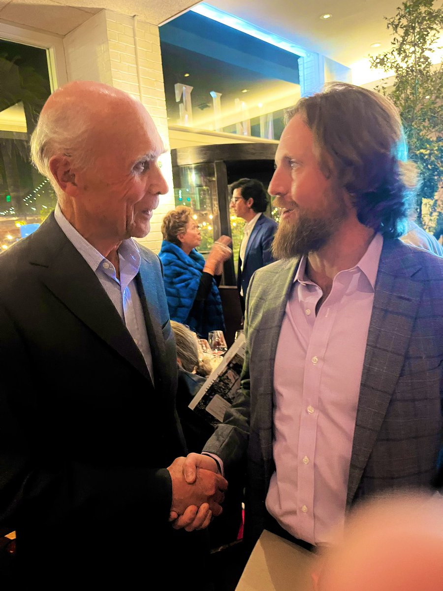 Mark Valin tweet media