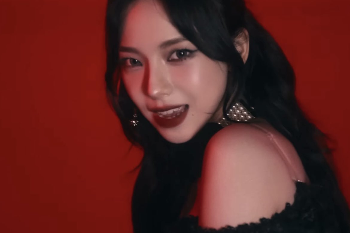 ujiminphoria's tweet photo. KARINA’S VOCAL IS SO GOOD https://t.co/yrK4qoDdFm