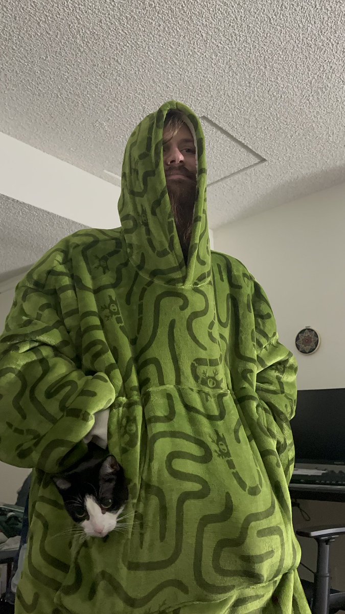 nikki3warrior's tweet photo. Father and daughter enjoying their 3rd degree merch. #Merchicality

@Mythical @rhettmc @LinkNeal https://t.co/o6zUMm5m4f