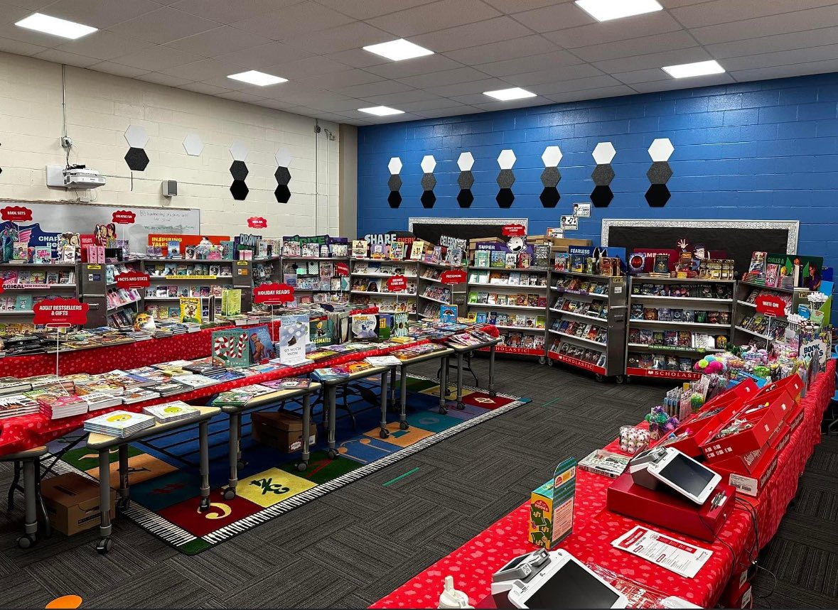 Hey @KerkstraCougars !!! The Book Fair is ready for you!!!
