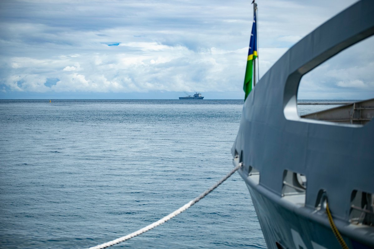 HMAS Choules arrived in Honiara this week as part of Australia’s support to the 2023 Pacific Games 🇸🇧🇦🇺

On board were two ambulances, donated by @QldAmbulance, to support St John Ambulance Solomon Islands to deliver a safe and healthy Games for athletes and spectators 👏